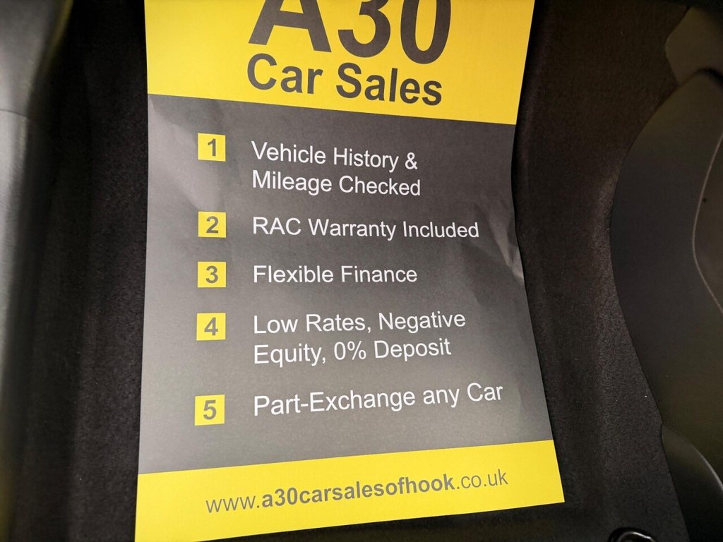 Used Toyota Yaris 2015 for sale - 76559406: Photo 39