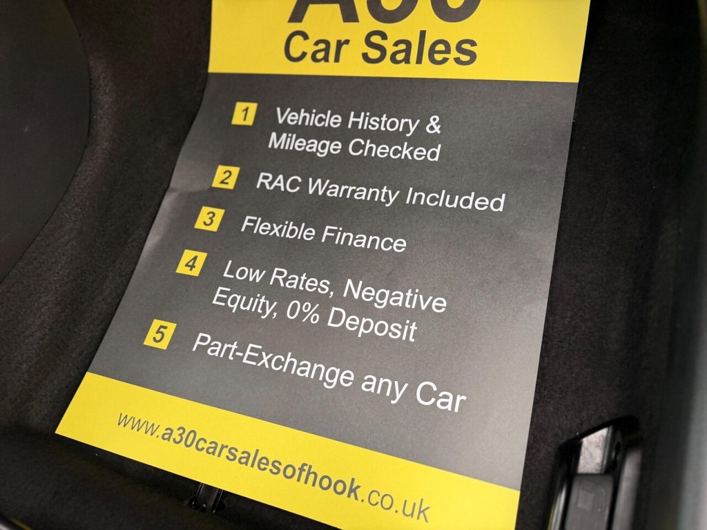 Used Toyota Yaris 2015 for sale - 76559406: Photo 43