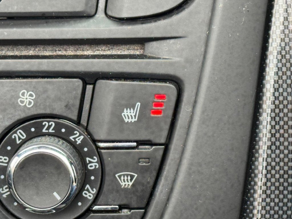 Used Vauxhall Cascada 2014 for sale - 77341733: Photo 26