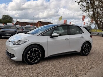 Used Volkswagen ID.3 2023 for sale - 78257141: Photo