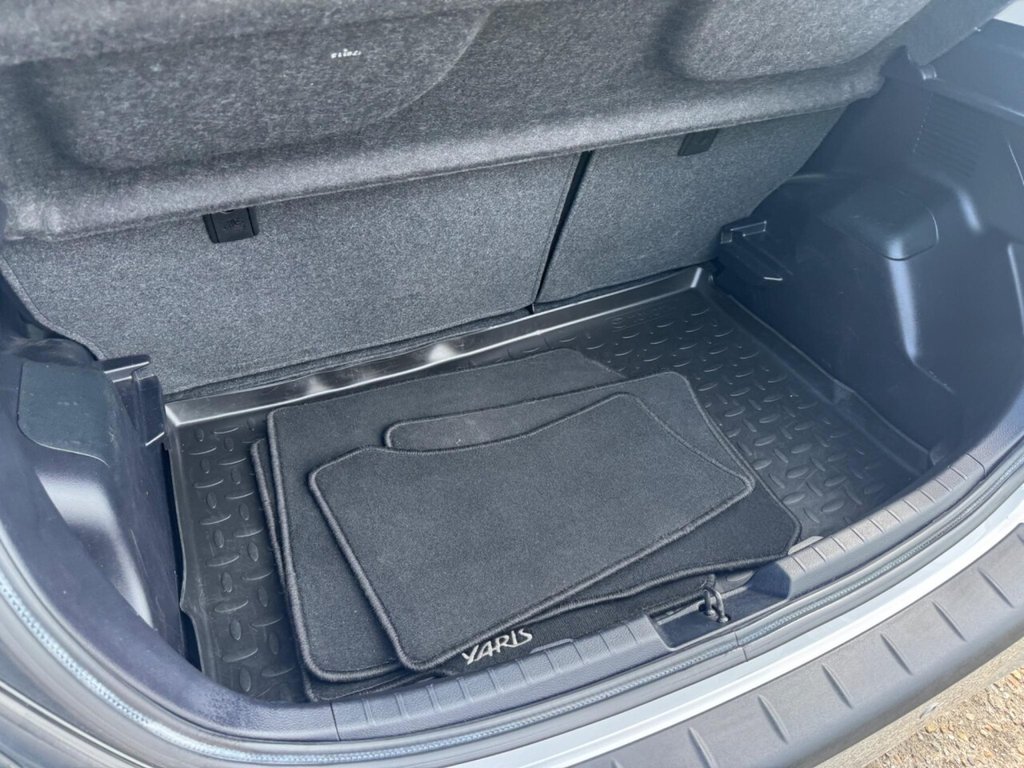 Used Toyota Yaris 2013 for sale - 76266468: Photo 29