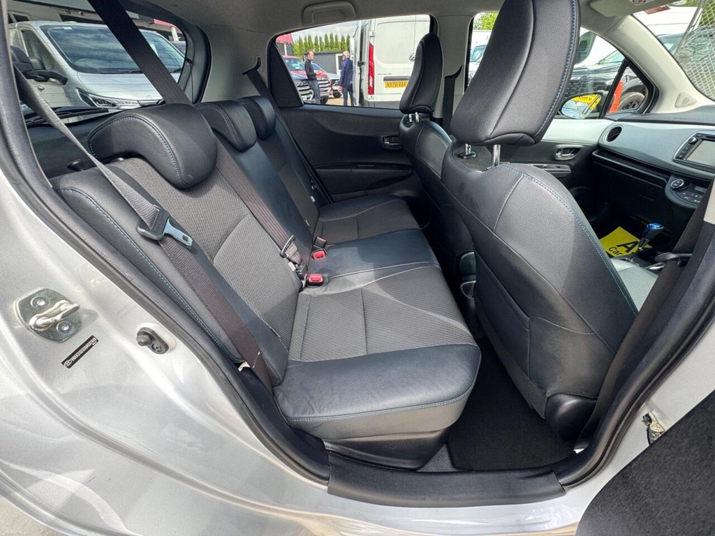 Used Toyota Yaris 2013 for sale - 76266468: Photo 31