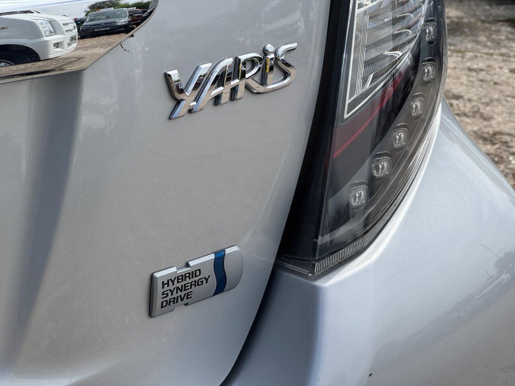 Used Toyota Yaris 2013 for sale - 76266468: Photo 38