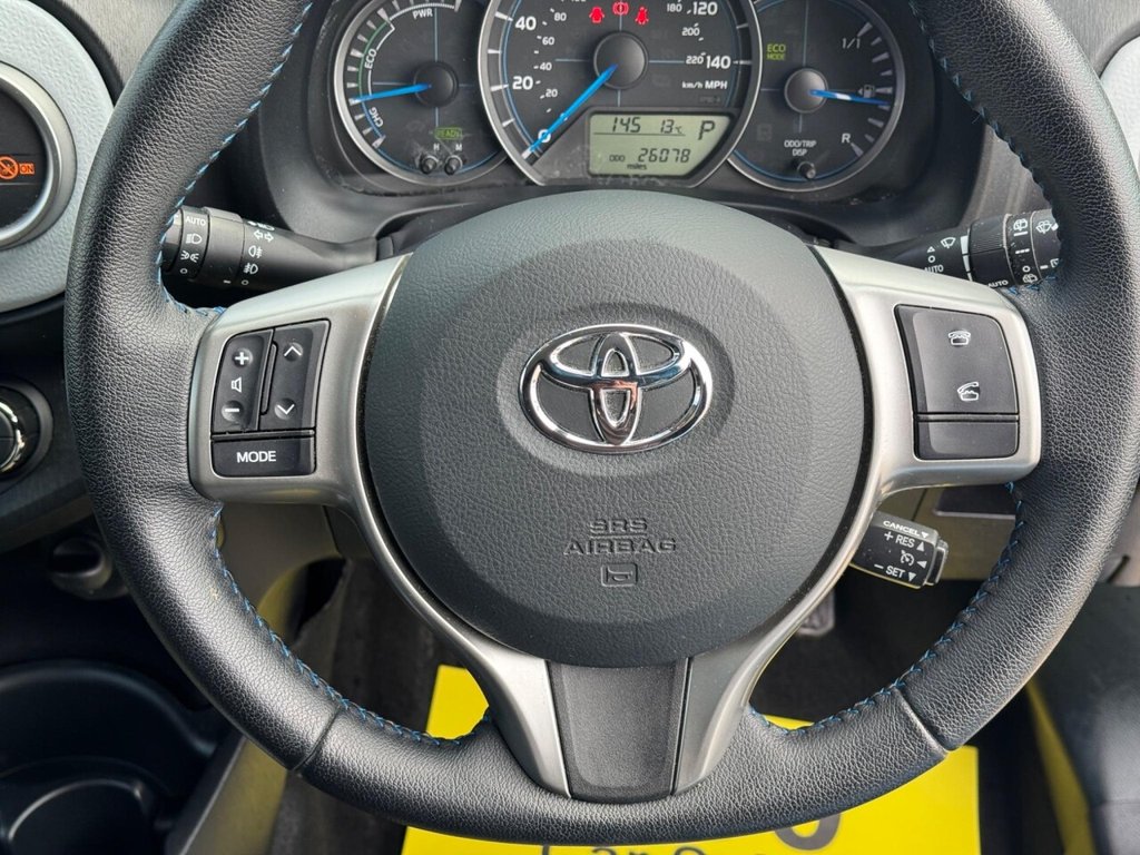 Used Toyota Yaris 2013 for sale - 76266468: Photo 46