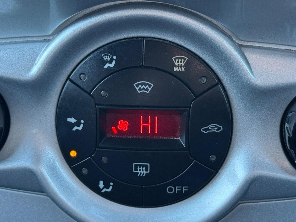 Used Ford Fiesta 2011 for sale - 77356227: Photo 43