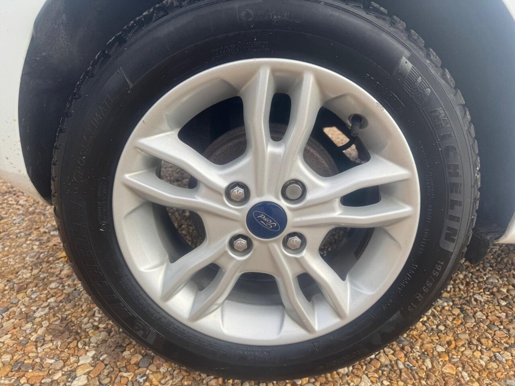 Used Ford Fiesta 2015 for sale - 77826793: Photo 10