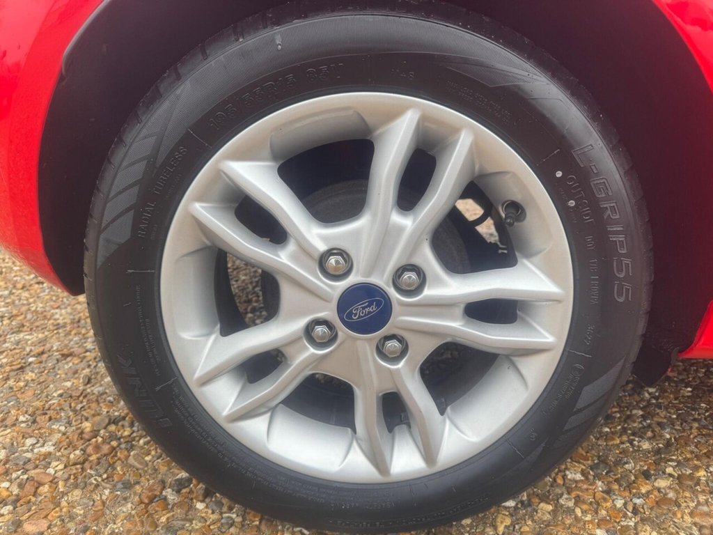 Used Ford Fiesta 2017 for sale - 76973760: Photo 12