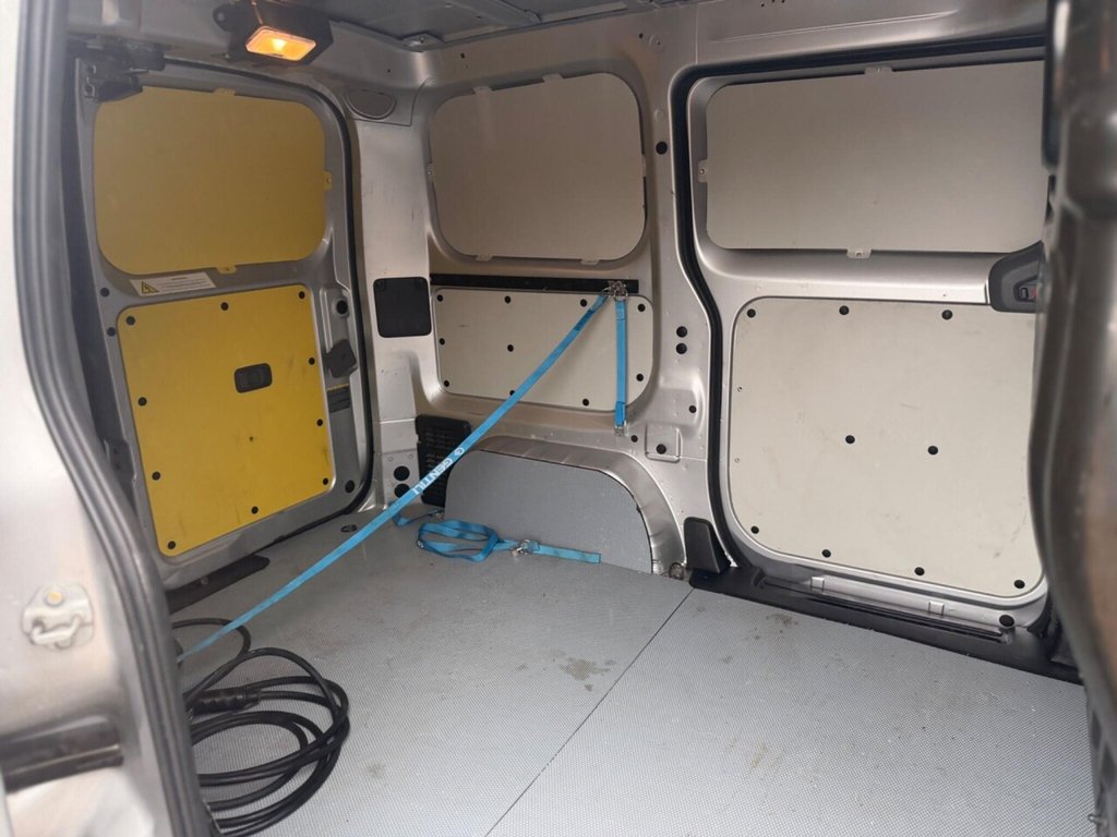 Used Nissan e-NV200 2019 for sale - 77621803: Photo 26