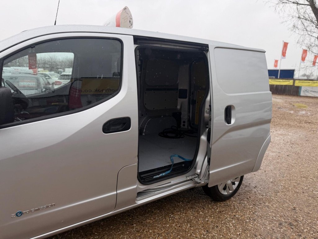 Used Nissan e-NV200 2019 for sale - 77621803: Photo 36