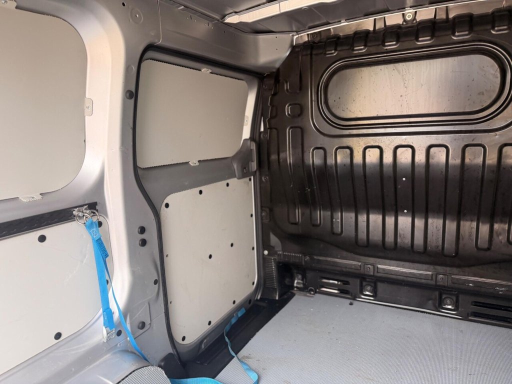 Used Nissan e-NV200 2019 for sale - 77621803: Photo 37