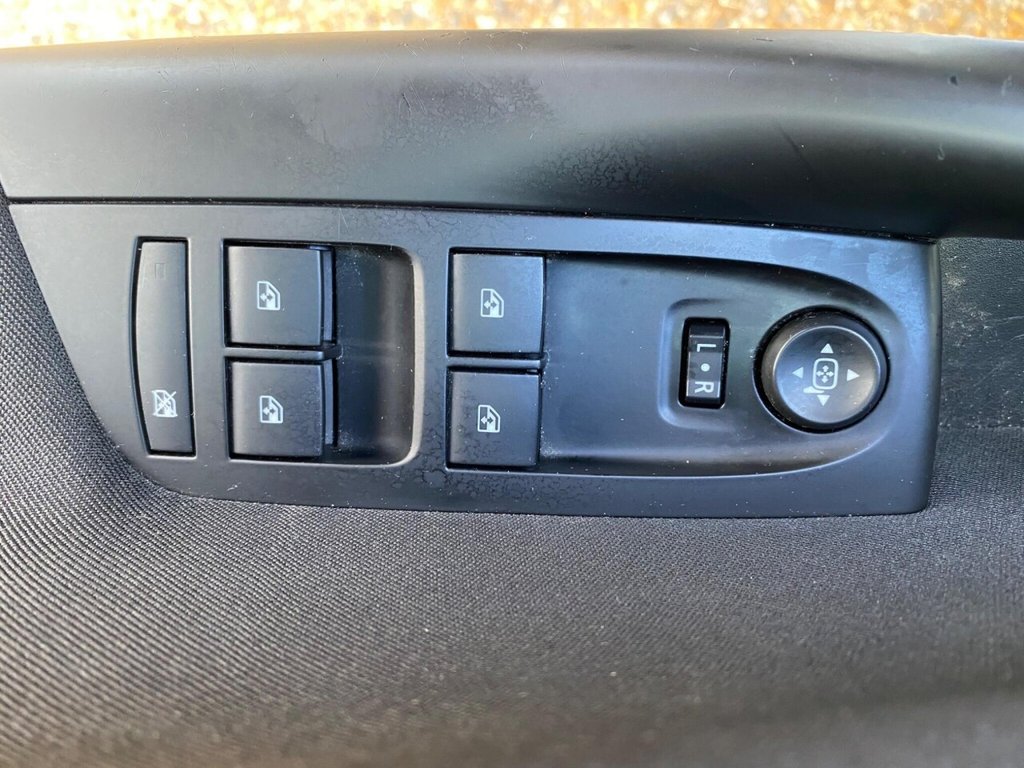 Used Vauxhall Astra 2017 for sale - 77369593: Photo 35