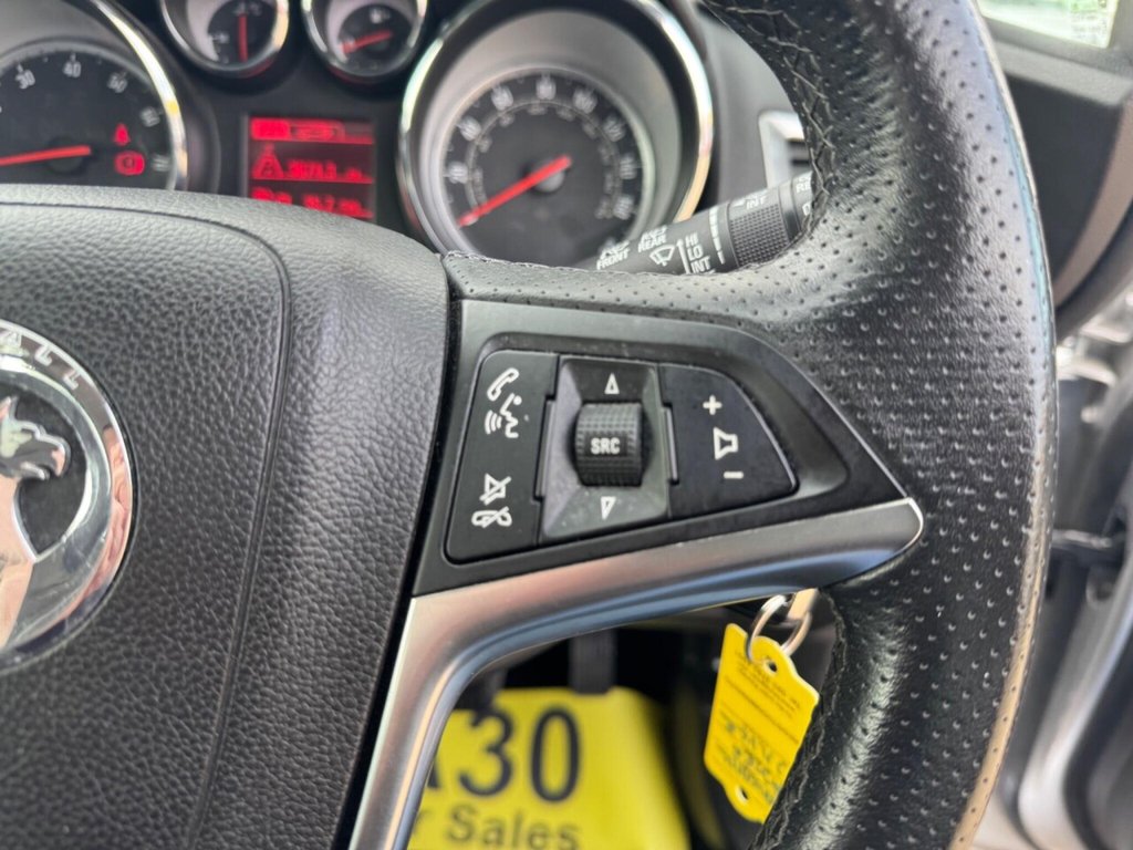 Used Vauxhall Astra 2015 for sale - 77821306: Photo 31