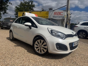 2014 (14) - 1.25 2 Euro 5 3dr
