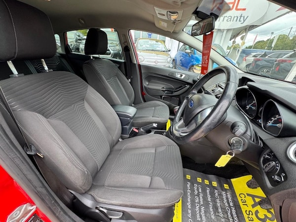Used Ford Fiesta 2014 for sale - 76279618: Photo 14