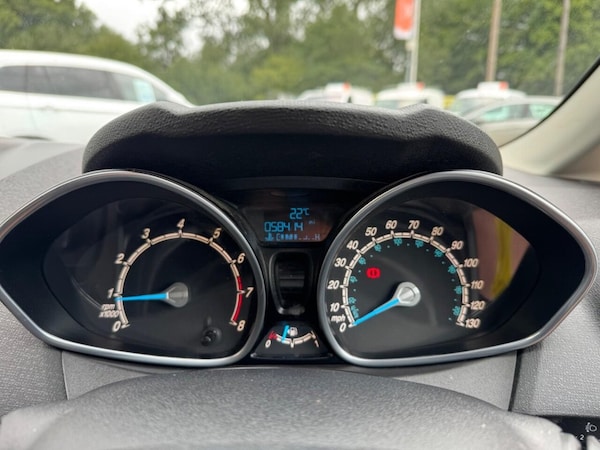 Used Ford Fiesta 2014 for sale - 76279618: Photo 16