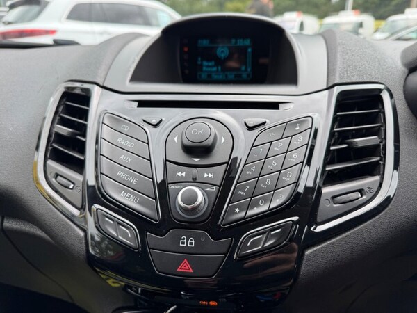 Used Ford Fiesta 2014 for sale - 76279618: Photo 18