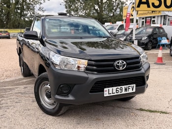 Used Toyota Hilux 2020 for sale - 79587615: Photo