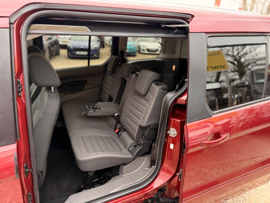 Used Ford Grand Tourneo Connect 2020 for sale - 78003372: Photo 42