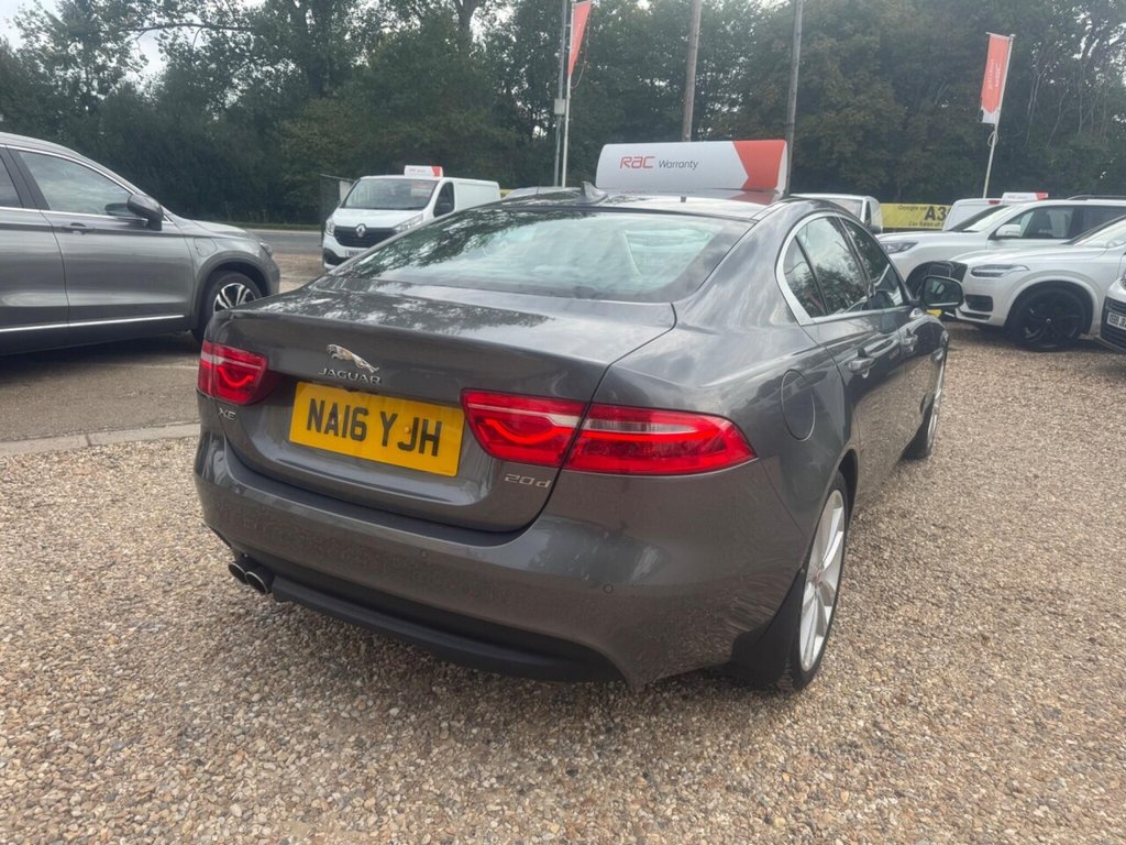 Used Jaguar XE 2016 for sale - 77250545: Photo 11