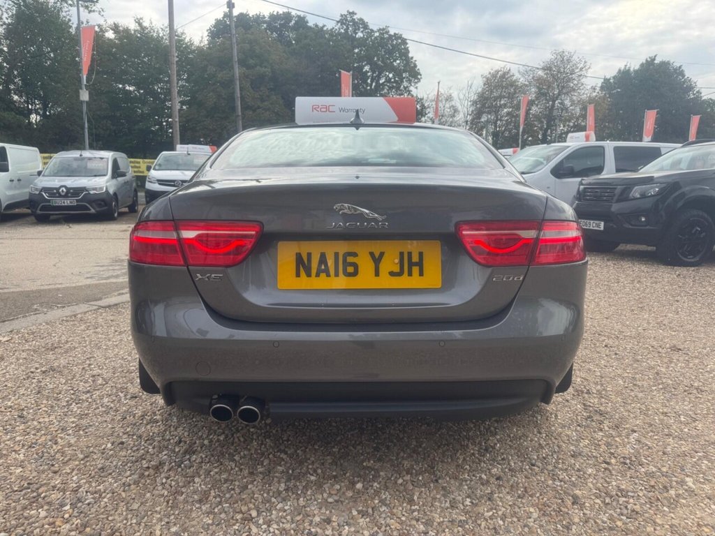 Used Jaguar XE 2016 for sale - 77250545: Photo 13