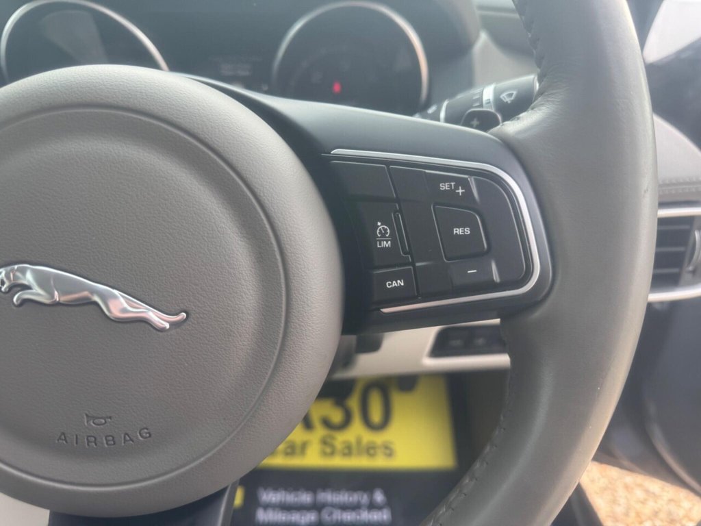 Used Jaguar XE 2016 for sale - 77250545: Photo 23