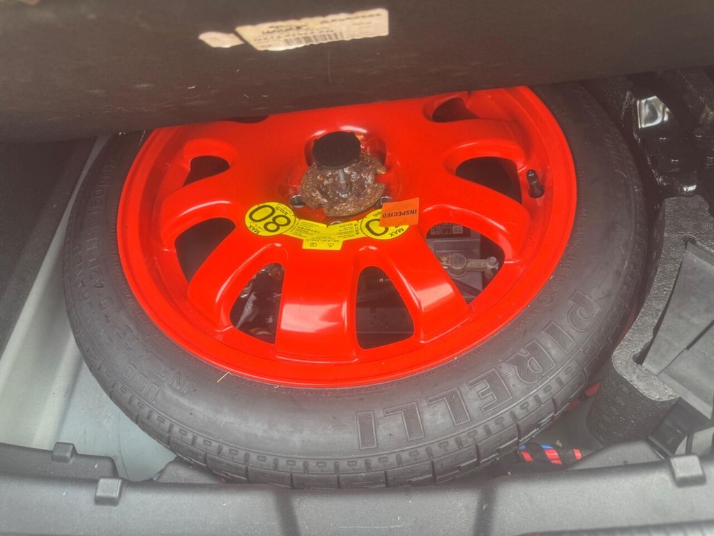 Used Jaguar XE 2016 for sale - 77250545: Photo 39