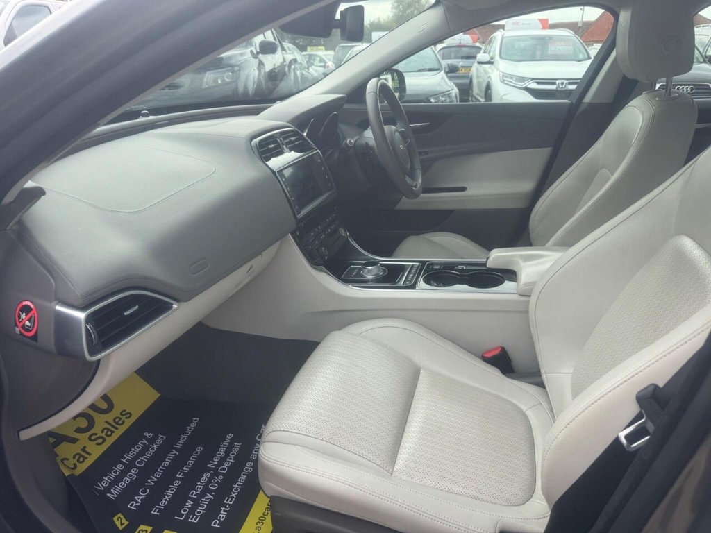 Used Jaguar XE 2016 for sale - 77250545: Photo 41