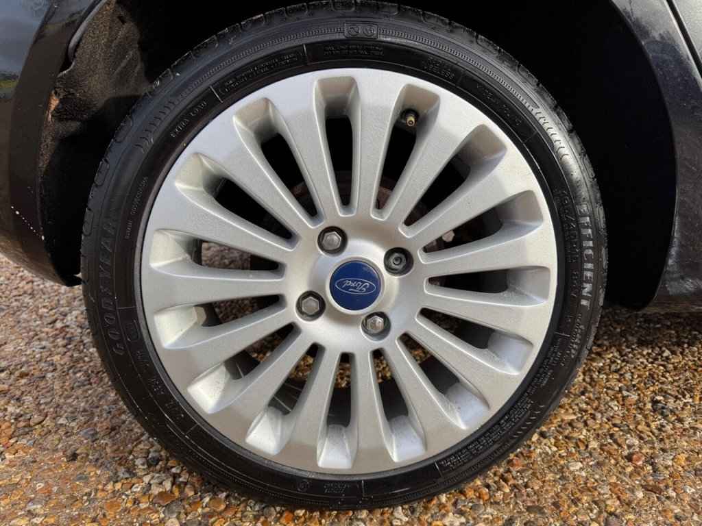 Used Ford Fiesta 2010 for sale - 77693690: Photo 15