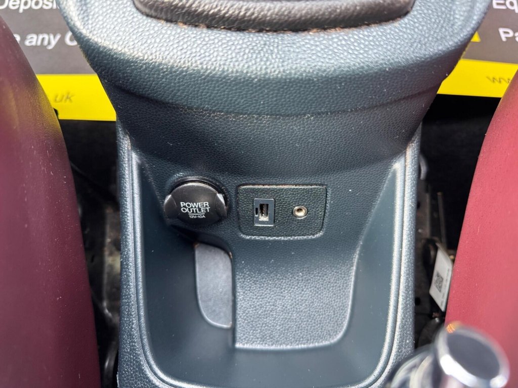 Used Ford Fiesta 2010 for sale - 77693690: Photo 29