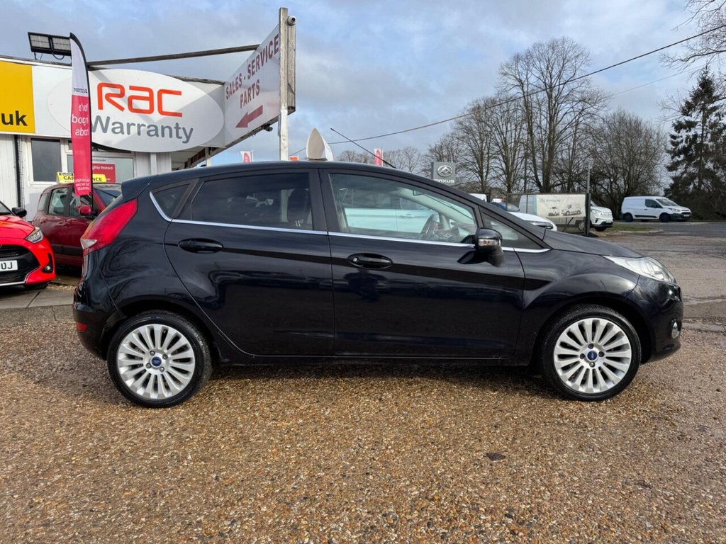 Used Ford Fiesta 2010 for sale - 77693690: Photo 5