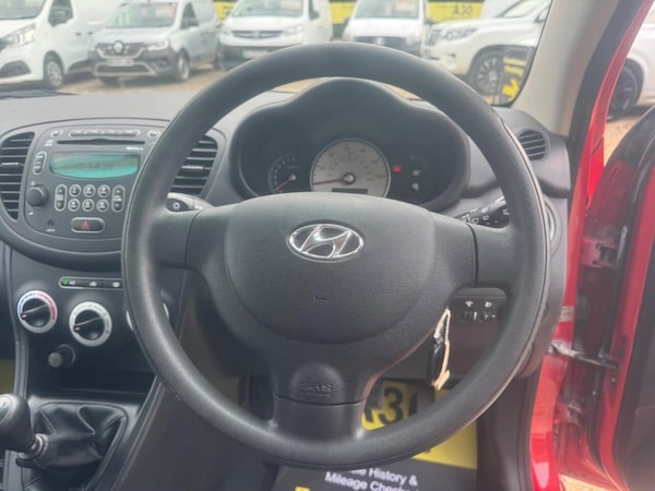 Used Hyundai i10 2010 for sale - 76285324: Photo 26