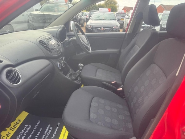 Used Hyundai i10 2010 for sale - 76285324: Photo 32