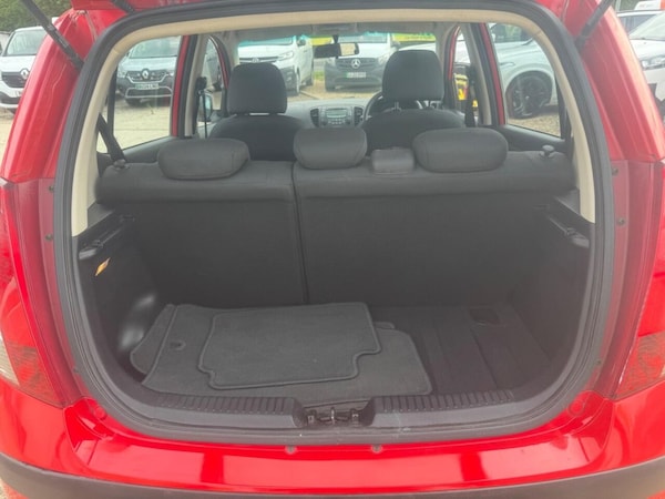 Used Hyundai i10 2010 for sale - 76285324: Photo 37
