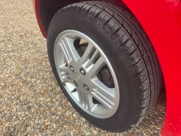 Used Hyundai i10 2010 for sale - 76285324: Photo 8