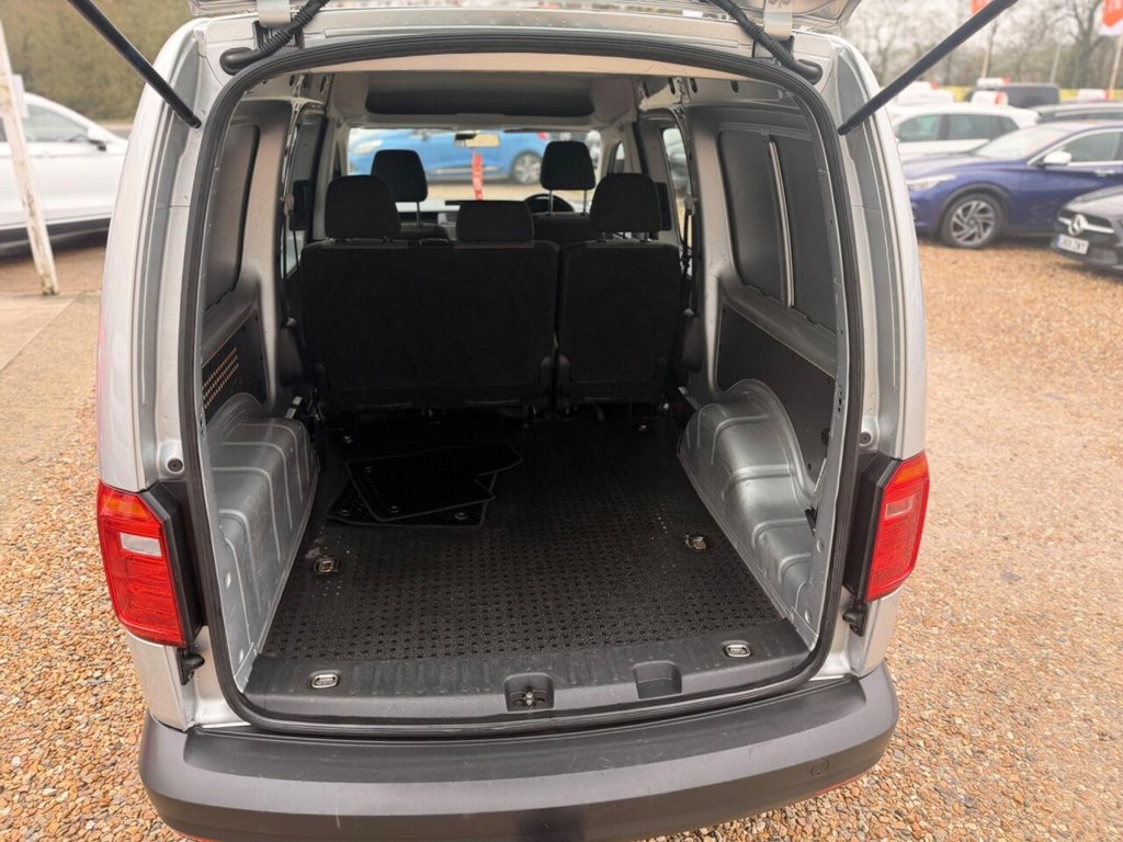 Used Volkswagen Caddy Maxi 2020 for sale - 77608915: Photo 38