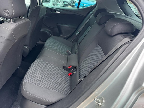 Used Vauxhall Astra 2018 for sale - 76285311: Photo 37