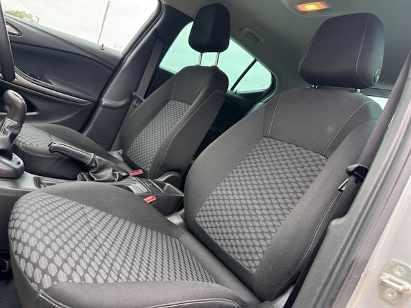 Used Vauxhall Astra 2018 for sale - 76285311: Photo 39