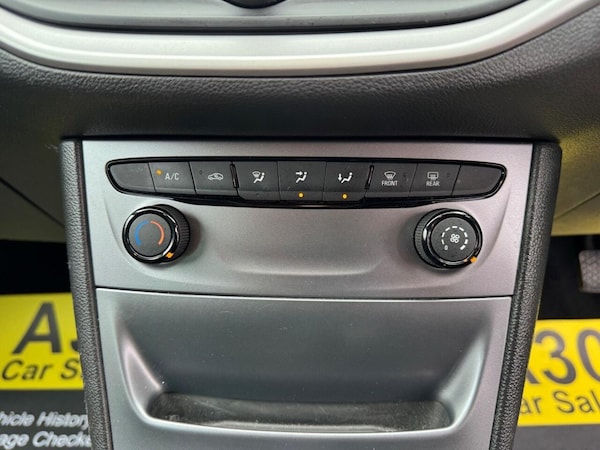 Used Vauxhall Astra 2018 for sale - 76285311: Photo 45