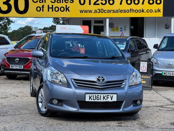 Used Toyota Verso 2011 for sale - 76285296: Photo 12