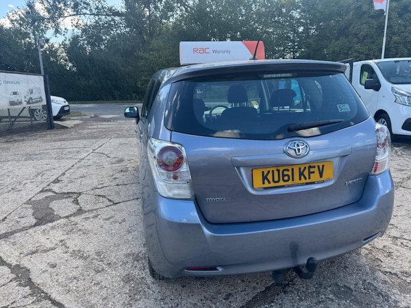 Used Toyota Verso 2011 for sale - 76285296: Photo 19