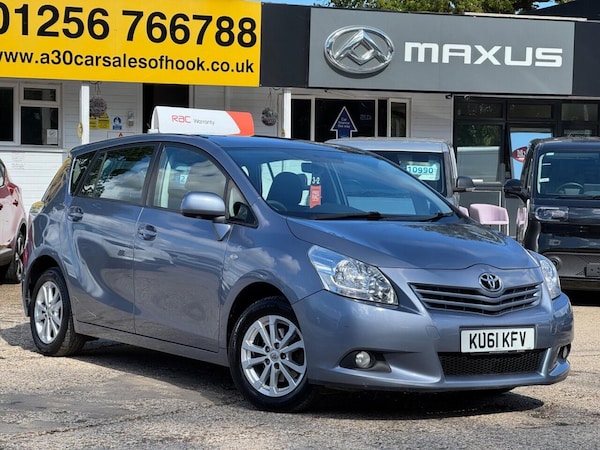 Used Toyota Verso 2011 for sale - 76285296: Photo 1