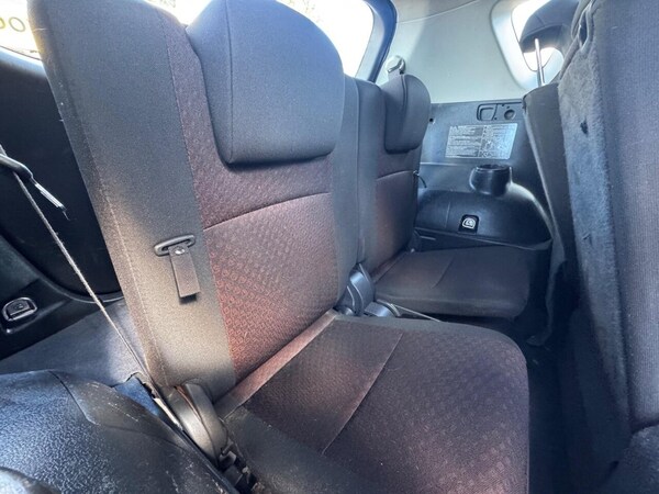 Used Toyota Verso 2011 for sale - 76285296: Photo 37