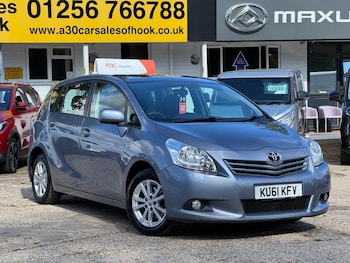 Used Toyota Verso 2011 for sale - 76285296: Photo 3