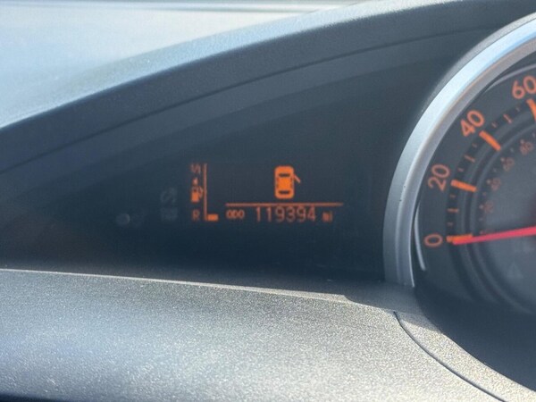 Used Toyota Verso 2011 for sale - 76285296: Photo 48