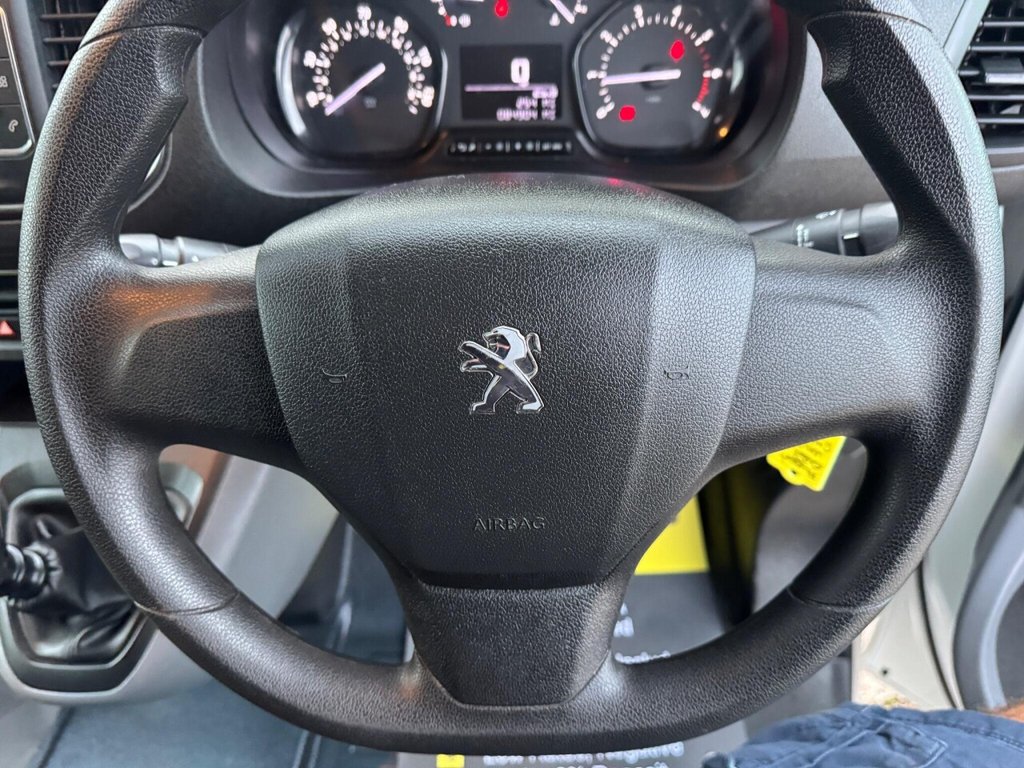 Used Peugeot Expert 2019 for sale - 76291868: Photo 47