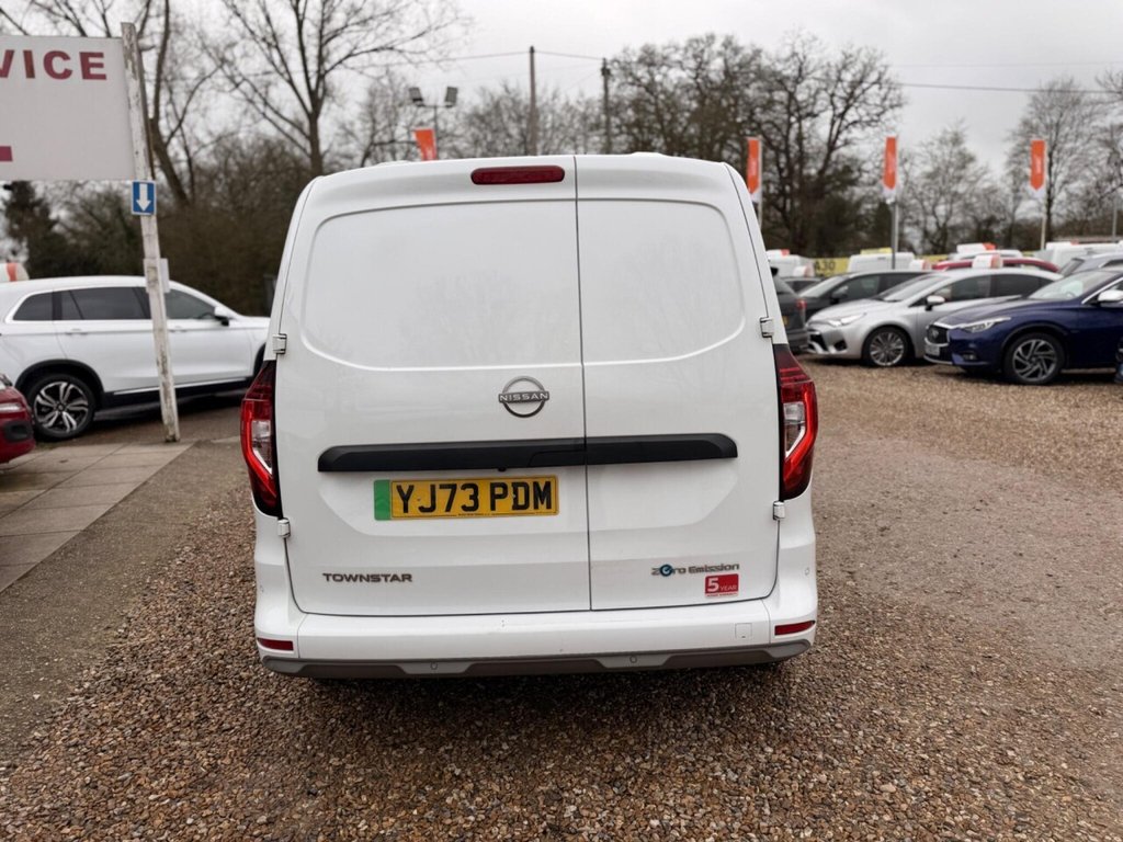 Used Nissan Other 2023 for sale - 77693372: Photo 13