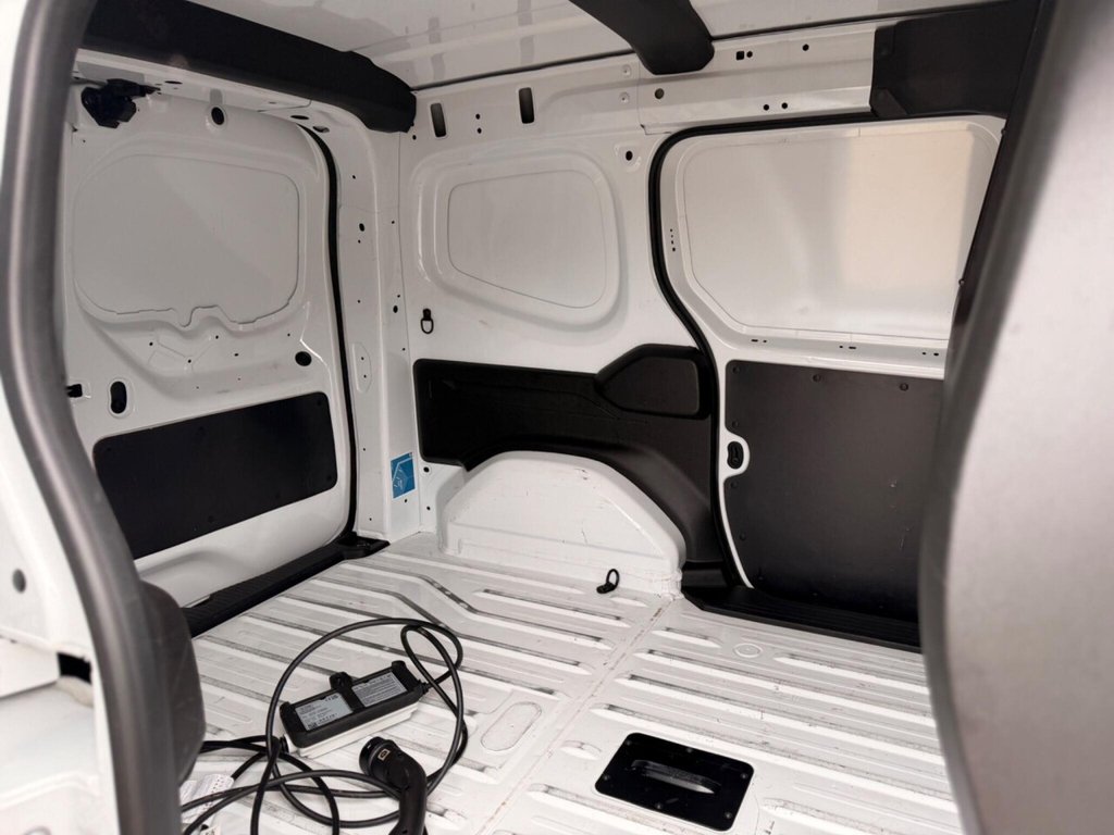 Used Nissan Other 2023 for sale - 77693372: Photo 31