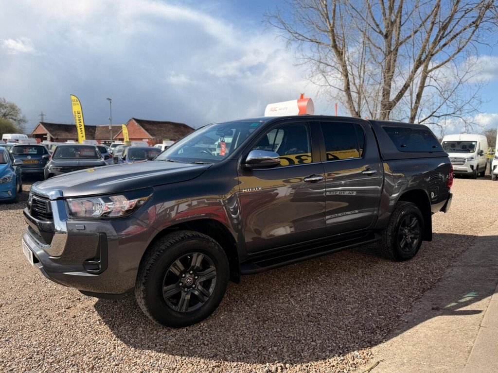 Used Toyota Hilux 2023 for sale - 78017953: Photo 17