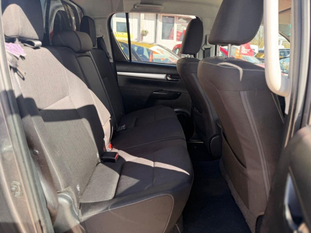 Used Toyota Hilux 2023 for sale - 78017953: Photo 37