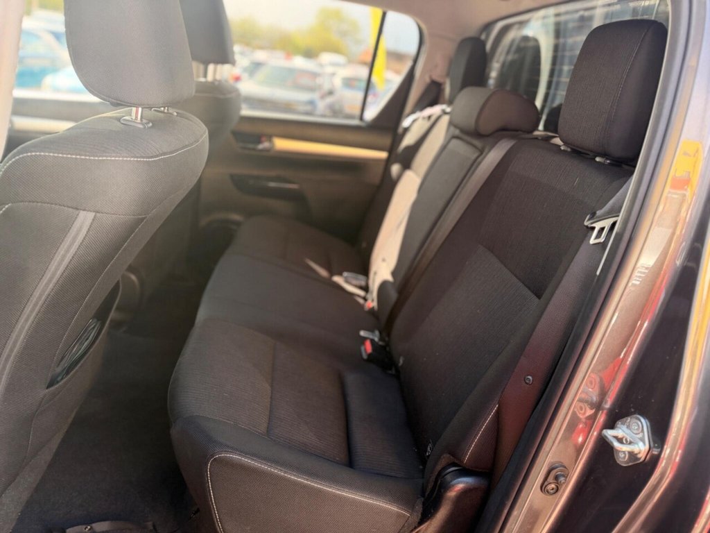 Used Toyota Hilux 2023 for sale - 78017953: Photo 43